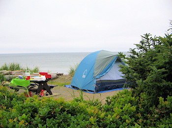 Camping at Agate beach Campground, Naikoon Provincial Park